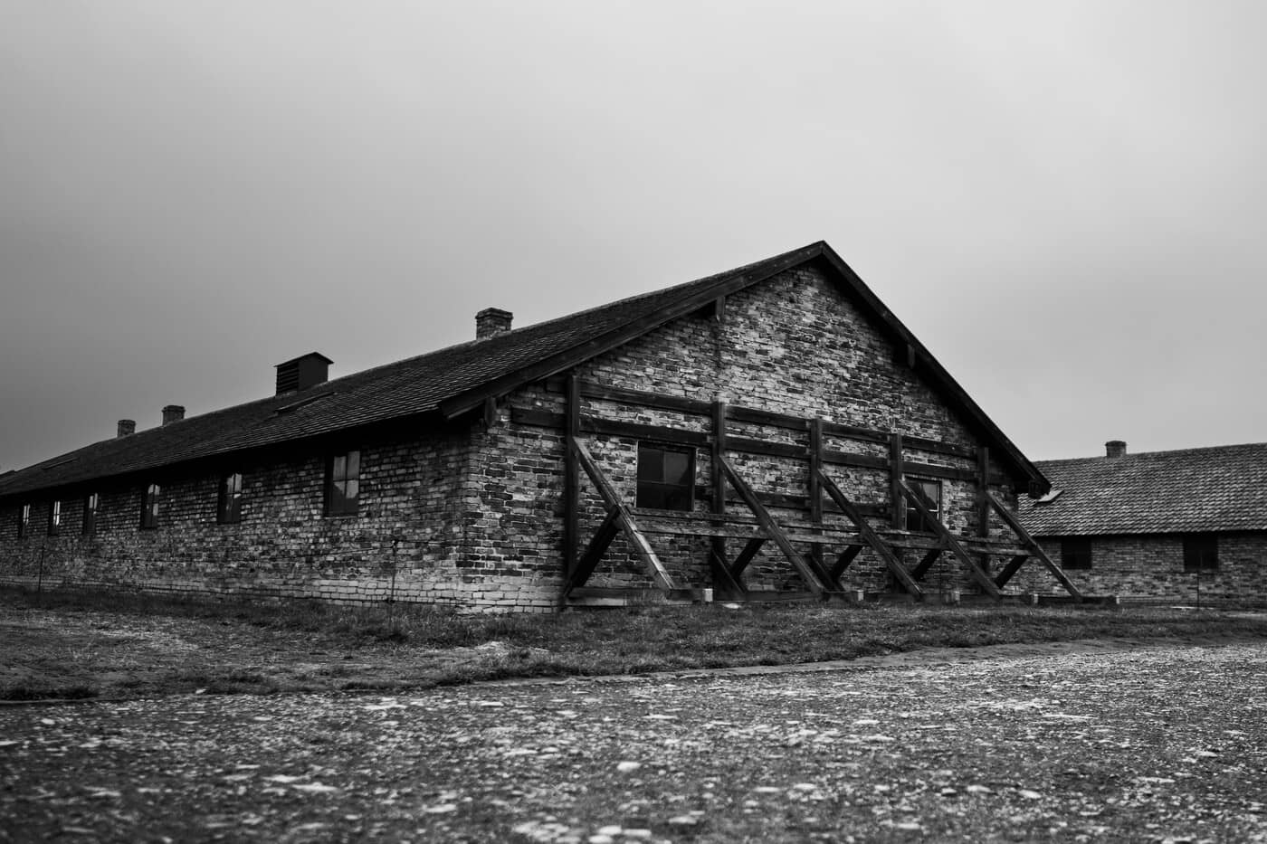 You are currently viewing How Auschwitz Changed Between 1940 and 1945